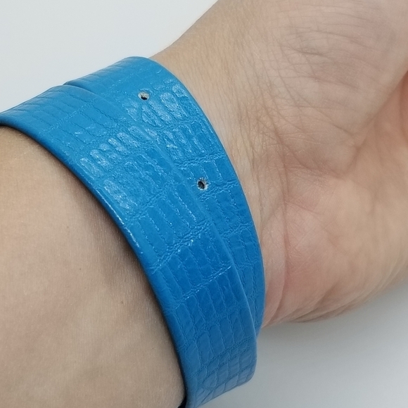 La Mer Collection aqua faux leather wrap bracelet - Picture 4 of 8
